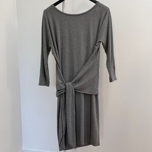 Aritzia The Group Babaton Friedan dress with tie waist wrap knot bow grey gray